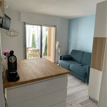 Appartement Rénové Avec Piscine, 2mns à Pied *