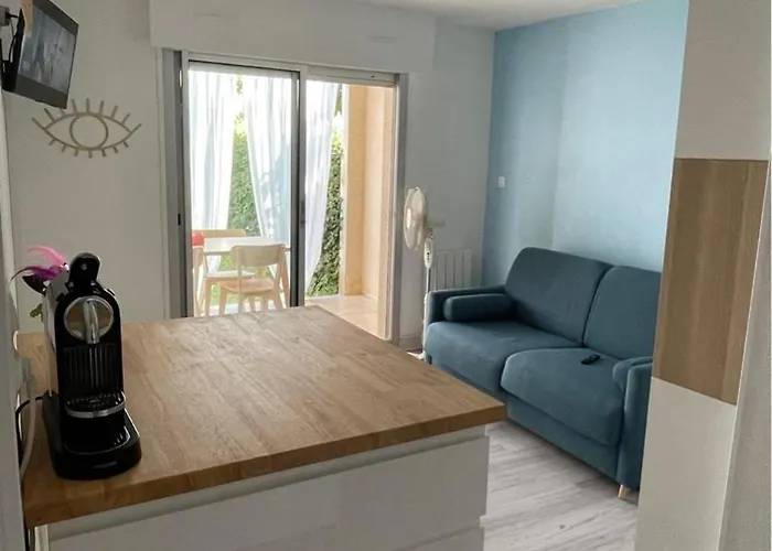 Appartement Rénové Avec Piscine, 2mns à Pied *